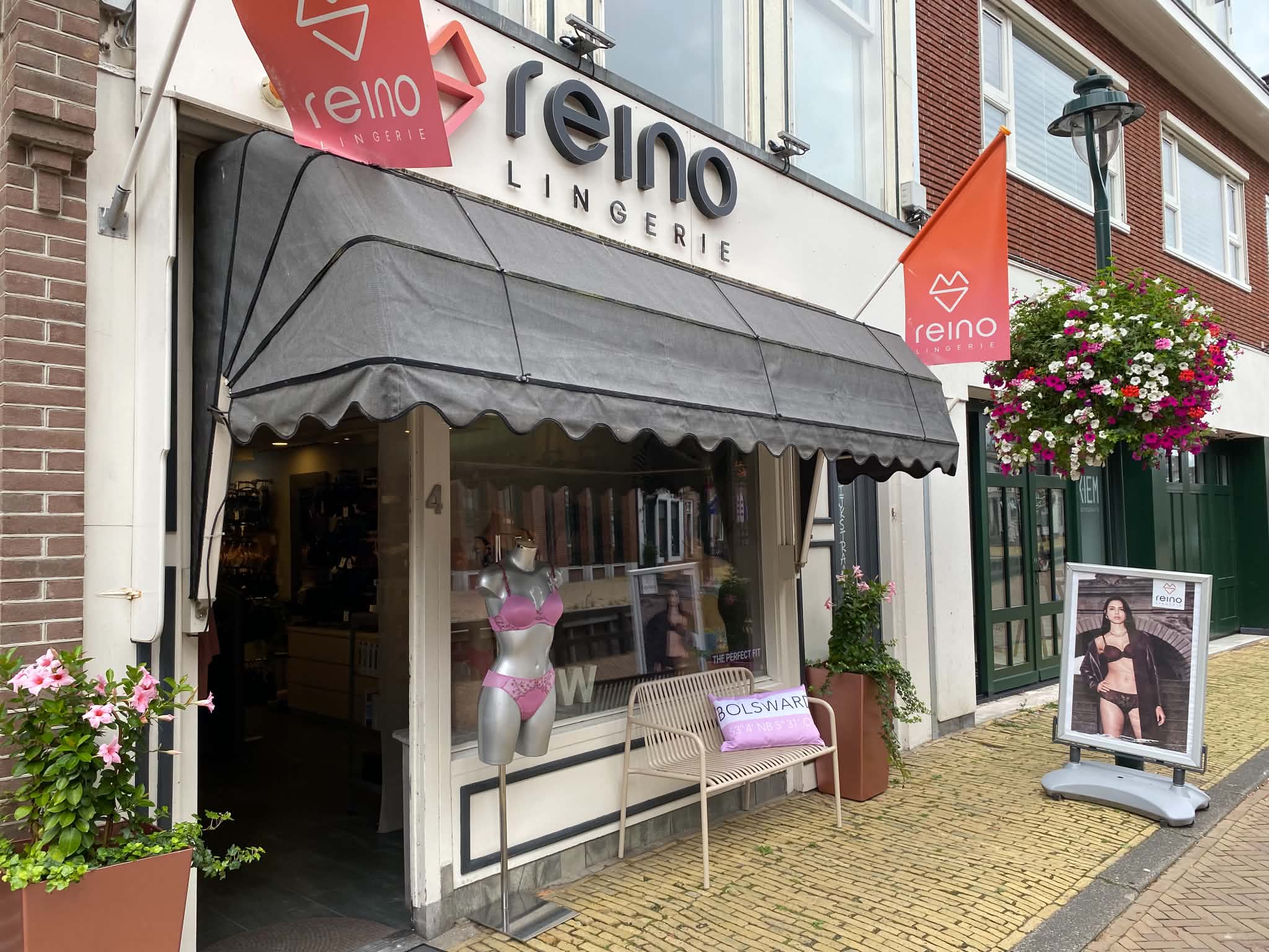 Reino Lingerie
